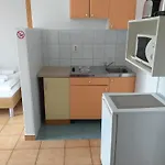 I-p Apartament *
