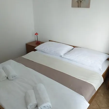 I-p Apartment