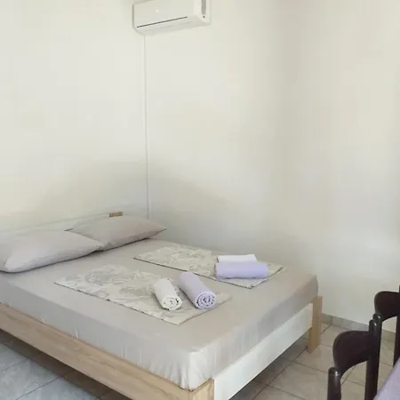 I-p Apartment *