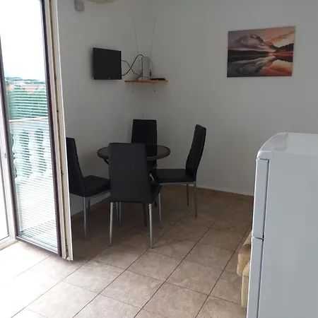 Apartment I-p