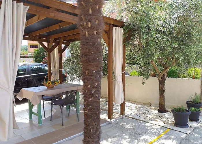I-p Apartman Malinska
